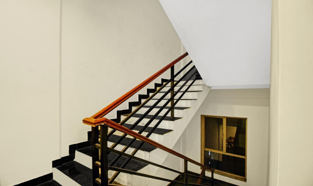 Itsy Hotels Transit Express 콜카타 외부 사진